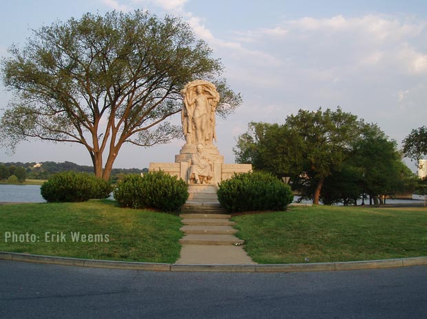 John Ericsson Memorial photo by Erik Weems